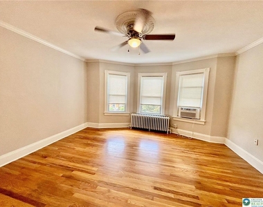1840 Fairview Avenue - Photo Thumbnail 6