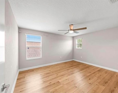 10264 Love Story Street - Photo Thumbnail 22