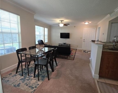 11574 Westwood Boulevard - Photo Thumbnail 7