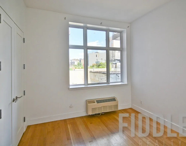 140 Hope Street - Photo Thumbnail 8