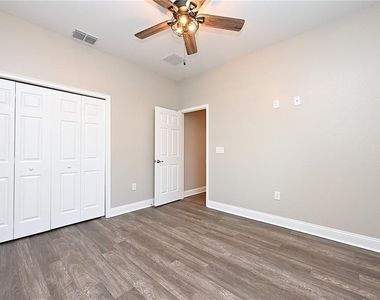 299 Travelers Creek Drive - Photo Thumbnail 28