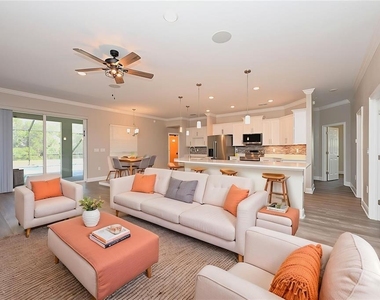 299 Travelers Creek Drive - Photo Thumbnail 4