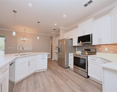 299 Travelers Creek Drive - Photo Thumbnail 11