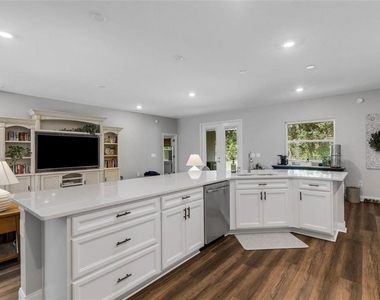 2980 Keens Grove Way - Photo Thumbnail 11