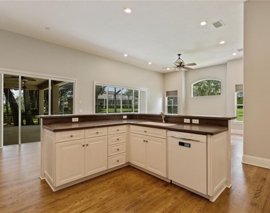 6330 Ashley Drive - Photo Thumbnail 17