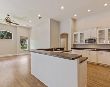 6330 Ashley Drive - Photo Thumbnail 20