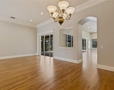 6330 Ashley Drive - Photo Thumbnail 16