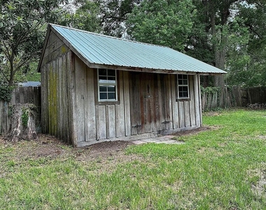 4319 Nw 26th Drive - Photo Thumbnail 17