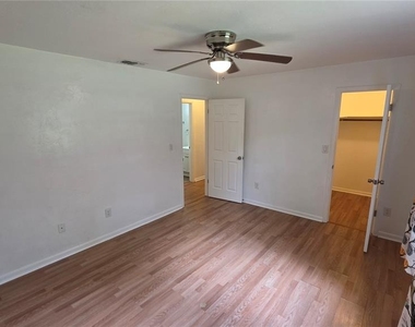4344 Nw 25th Terrace - Photo Thumbnail 13