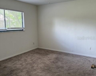 1824 Sw 67th Terrace - Photo Thumbnail 5
