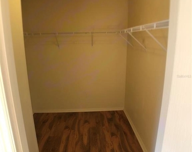 2099 Broyhill Avenue - Photo Thumbnail 8