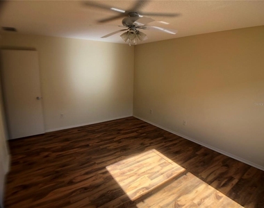 2099 Broyhill Avenue - Photo Thumbnail 10