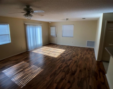 2099 Broyhill Avenue - Photo Thumbnail 6