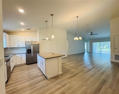 72 Lancelot Drive - Photo Thumbnail 1