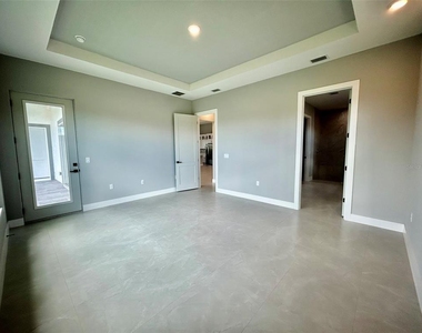 15109 Aquarius Circle - Photo Thumbnail 14
