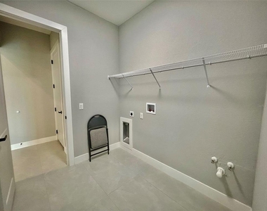 15109 Aquarius Circle - Photo Thumbnail 29