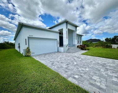 15109 Aquarius Circle - Photo Thumbnail 2