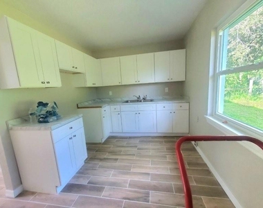 420 Somerset Road - Photo Thumbnail 1