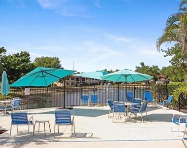 19505 Quesada Avenue - Photo Thumbnail 30