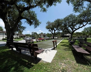 19505 Quesada Avenue - Photo Thumbnail 34