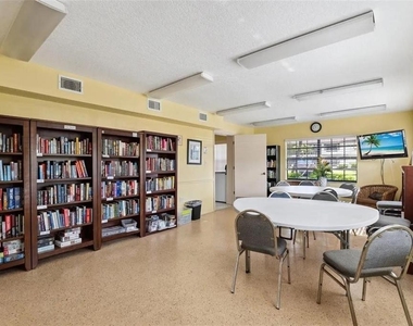 19505 Quesada Avenue - Photo Thumbnail 38