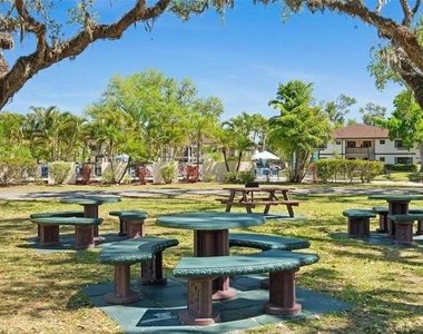 19505 Quesada Avenue - Photo Thumbnail 37