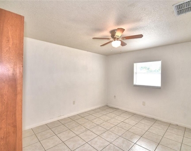 914 Grape Avenue - Photo Thumbnail 24