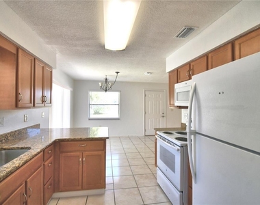 914 Grape Avenue - Photo Thumbnail 13