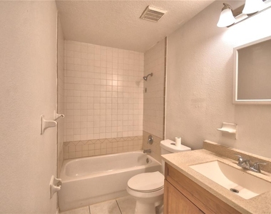 914 Grape Avenue - Photo Thumbnail 20