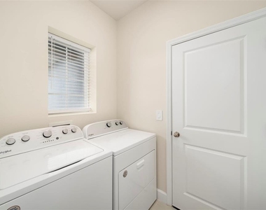 14008 Crimson Avenue - Photo Thumbnail 45