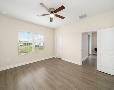 14008 Crimson Avenue - Photo Thumbnail 34