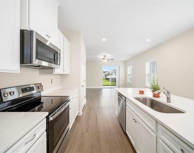 14008 Crimson Avenue - Photo Thumbnail 21