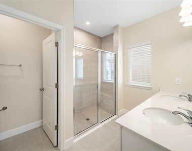 14008 Crimson Avenue - Photo Thumbnail 36