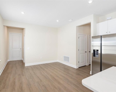 14008 Crimson Avenue - Photo Thumbnail 15