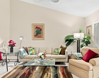 3450 Tallywood Lane - Photo Thumbnail 20