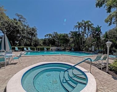 113 Pinehurst Drive - Photo Thumbnail 26