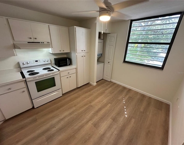 113 Pinehurst Drive - Photo Thumbnail 4