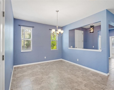 8561 Whispering Street - Photo Thumbnail 11