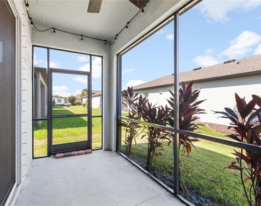 8561 Whispering Street - Photo Thumbnail 25