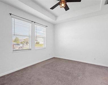 8561 Whispering Street - Photo Thumbnail 17