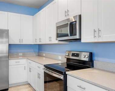8561 Whispering Street - Photo Thumbnail 8