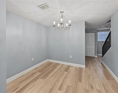 5601 Bentgrass Drive - Photo Thumbnail 4