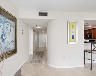 11 Sunset Drive - Photo Thumbnail 26