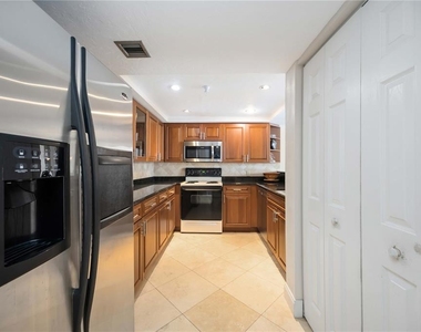 11 Sunset Drive - Photo Thumbnail 23