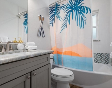 1512 W 42nd Street - Photo Thumbnail 19