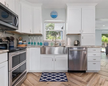 1512 W 42nd Street - Photo Thumbnail 9