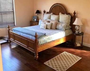 6273 Donnington Court - Photo Thumbnail 17