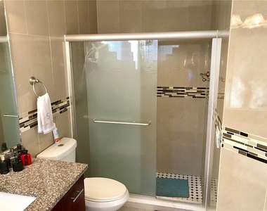6273 Donnington Court - Photo Thumbnail 12