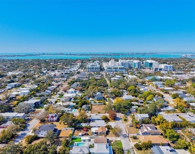 2226 Arlington Street - Photo Thumbnail 81