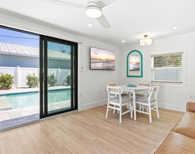 2226 Arlington Street - Photo Thumbnail 38